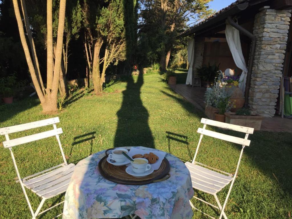 Bed and Breakfast Casale Sant'Elia Capranica Екстер'єр фото