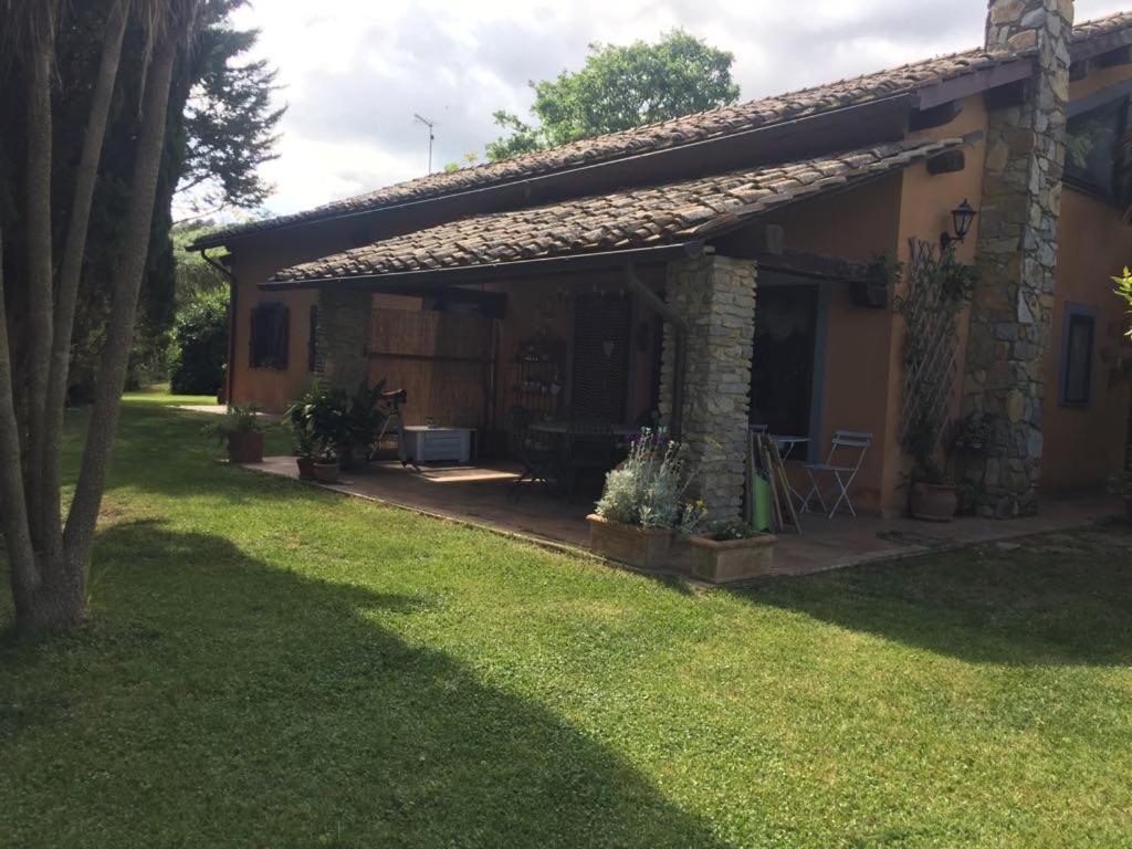 Bed and Breakfast Casale Sant'Elia Capranica Екстер'єр фото