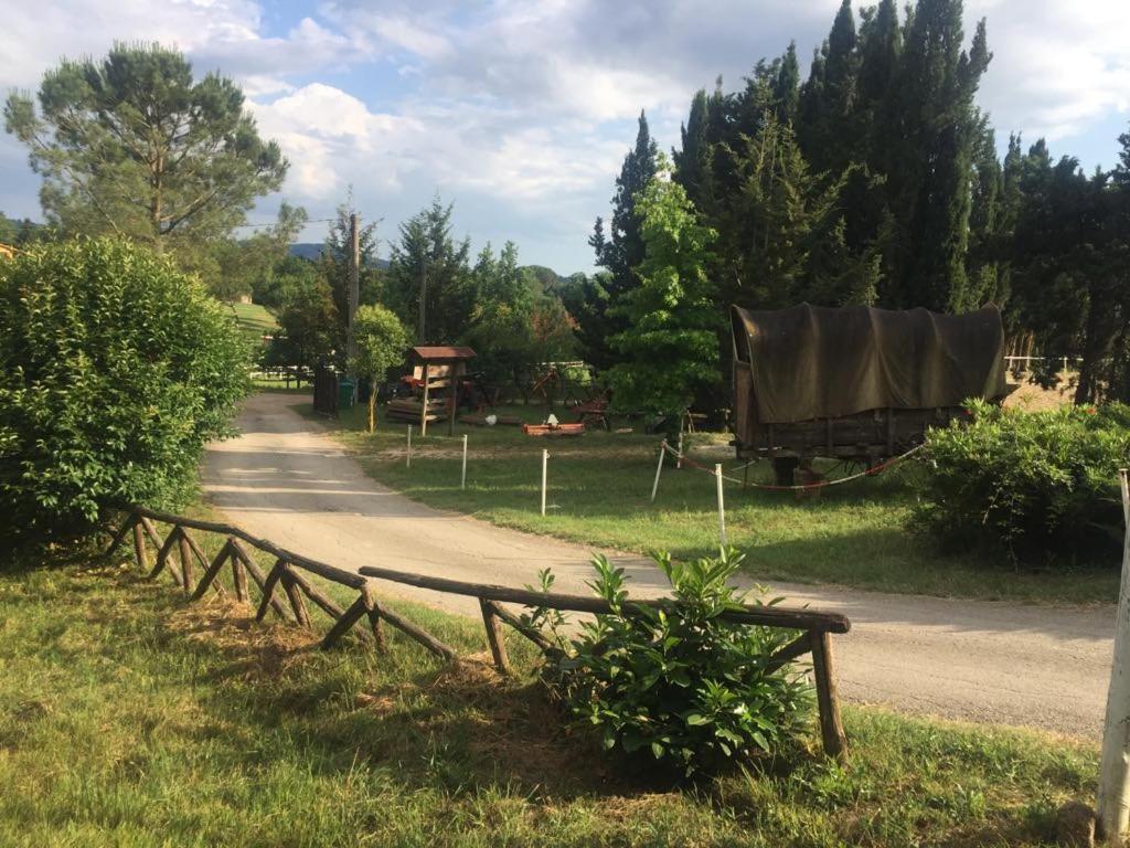 Bed and Breakfast Casale Sant'Elia Capranica Екстер'єр фото